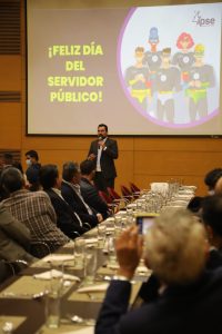 743bc8f5-bcda-4fa3-9073-66ef6212b4af 1