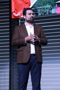 d8ead4d4-2db2-4bb1-a7bd-5467f7f425ed