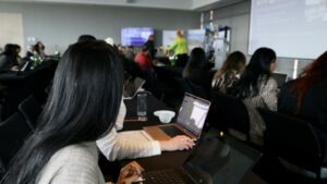 80a80517-ecdd-4431-a577-2c6b056a552d